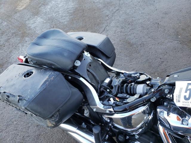 2020 HARLEY-DAVIDSON FLHC 1HD1YAJ17LB046569