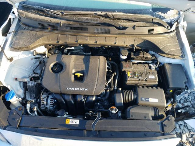 2019 HYUNDAI KONA SE KM8K12AA7KU231641