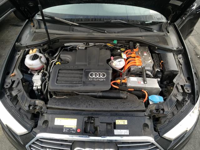 2017 AUDI A3 E-TRON WAUUPBFF2HA131535