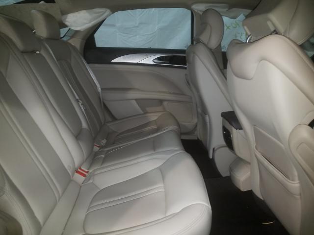 2017 LINCOLN MKZ PREMIE 3LN6L5A95HR624475