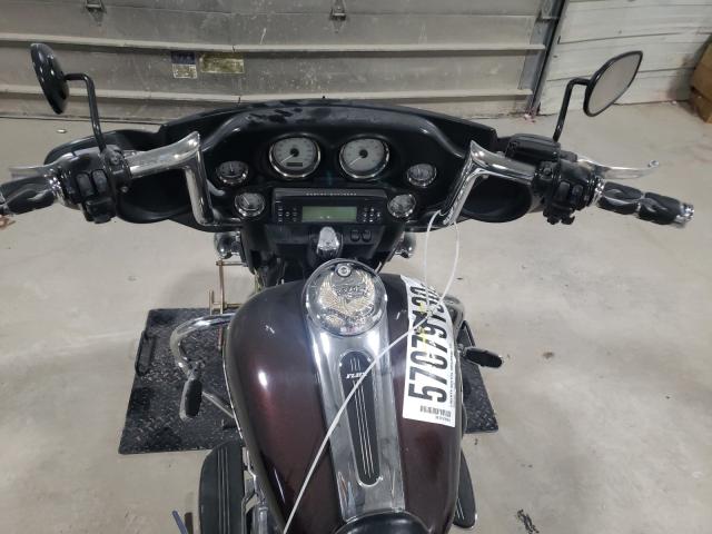2011 HARLEY-DAVIDSON FLHX 1HD1KB412BB629701