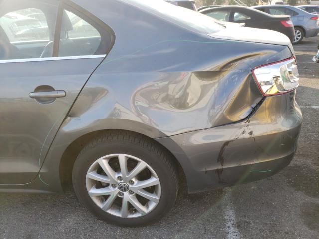 2013 VOLKSWAGEN JETTA SE - 3VWDP7AJ9DM364821