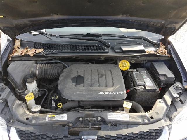 2016 DODGE GRAND CARA 2C4RDGCG7GR210141