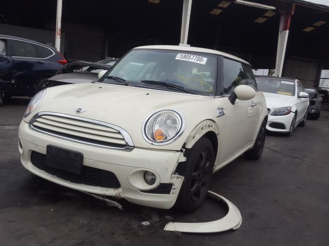 2010 MINI COOPER WMWMF3C54ATZ67104