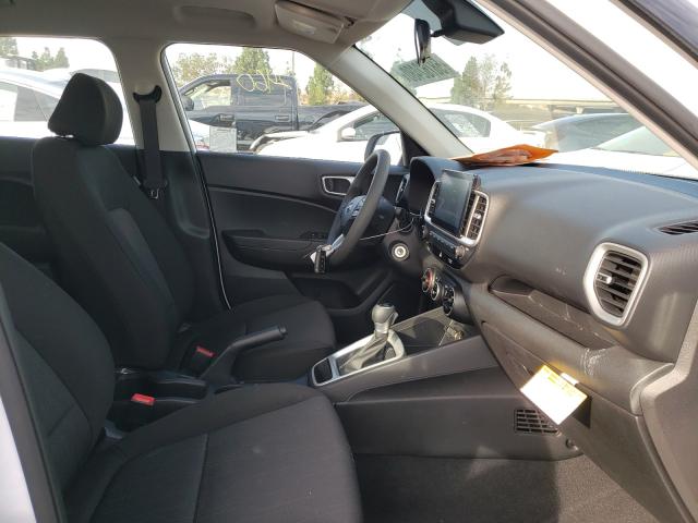 2021 HYUNDAI VENUE SE KMHRB8A34MU069664