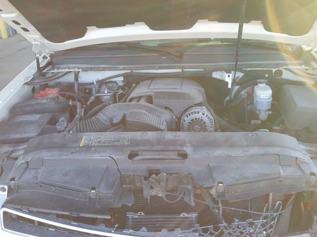 2010 CHEVROLET TAHOE K150 1GNUKCE09AR205147