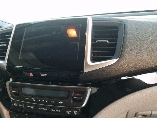2018 HONDA PILOT TOUR 5FNYF5H99JB010837