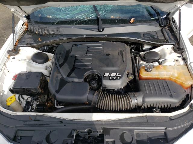 2013 CHRYSLER 300 2C3CCAAG9DH589982