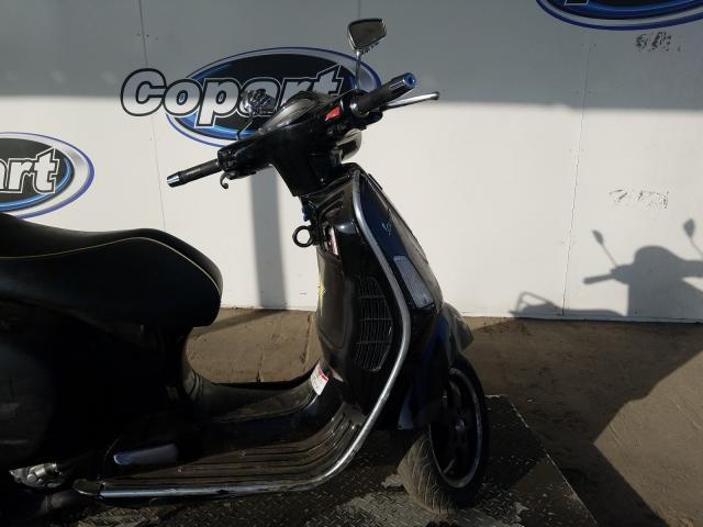 2017 VESPA GTS 300 SU ZAPM459L1H5101772