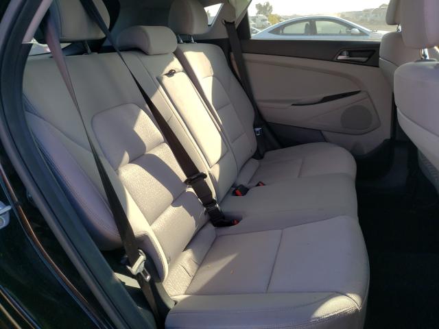 2018 HYUNDAI TUCSON SEL KM8J33A44JU685253