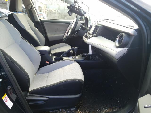 2018 TOYOTA RAV4 HV LE JTMRJREV4JD217882