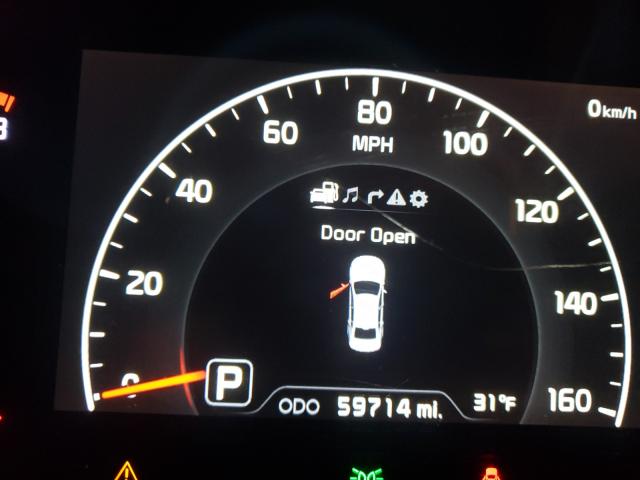2016 KIA CADENZA LU KNALN4D75G5221567