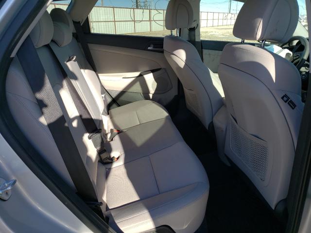 2018 HYUNDAI TUCSON SEL KM8J33A40JU608136