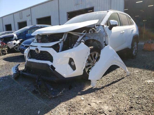 2020 TOYOTA RAV4 XLE P JTMC1RFV7LD058864