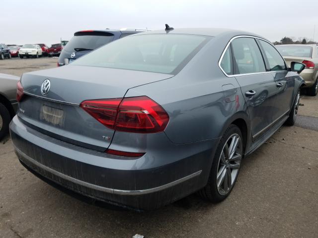 2017 VOLKSWAGEN PASSAT R-L 1VWDT7A3XHC004784