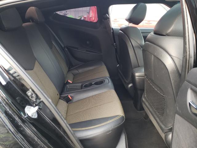 2016 HYUNDAI VELOSTER KMHTC6AD6GU261902