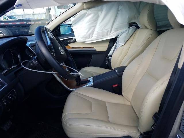 2017 VOLVO XC60 T5 IN YV440MDU5H2172799