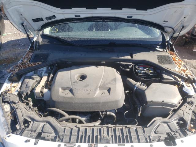 2017 VOLVO V60 CROSS YV440MWKXH1025847