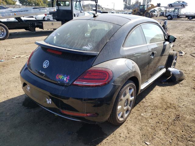 2018 VOLKSWAGEN BEETLE SE 3VWJD7AT8JM710110