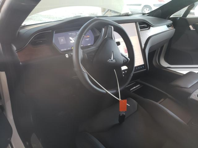 5YJSA1E27LF353122 Tesla Model S 2020. Фото: 8