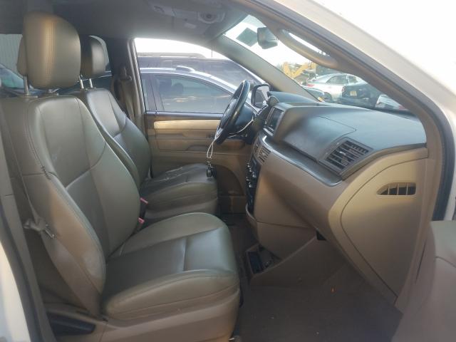 2011 VOLKSWAGEN ROUTAN SE 2V4RW3DG7BR626044
