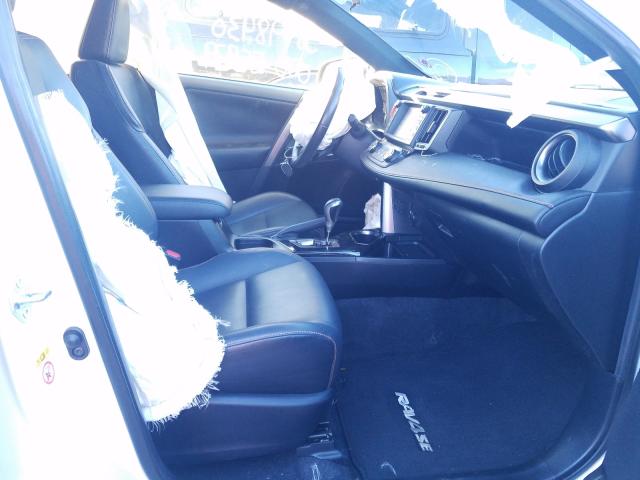 2016 TOYOTA RAV4 SE JTMJFREV8GJ064559
