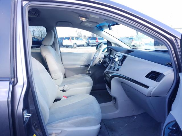 2011 TOYOTA SIENNA BAS 5TDKA3DC0BS006084
