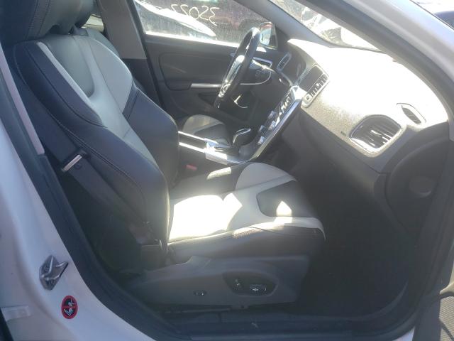 2017 VOLVO V60 CROSS YV440MWKXH1025847