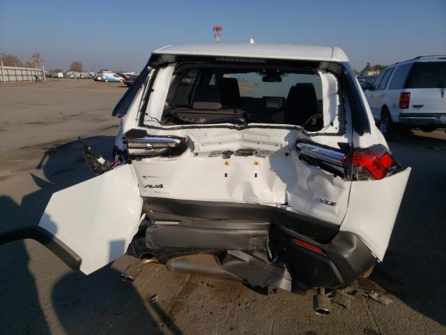 2020 TOYOTA RAV4 XLE JTMW1RFV3LD057353