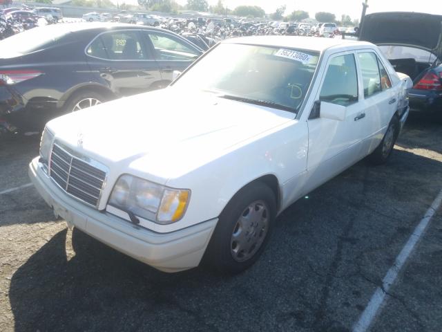 1995 Mercedes Benz E 4 Base Van Nuys Ca 4 2l A Better Bid