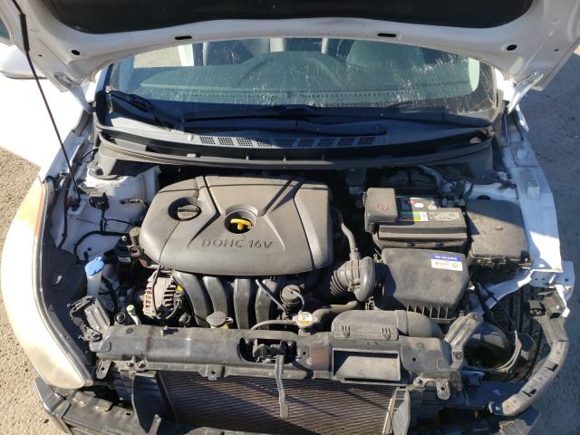 2013 HYUNDAI ELANTRA CO KMHDH6AE5DU009231