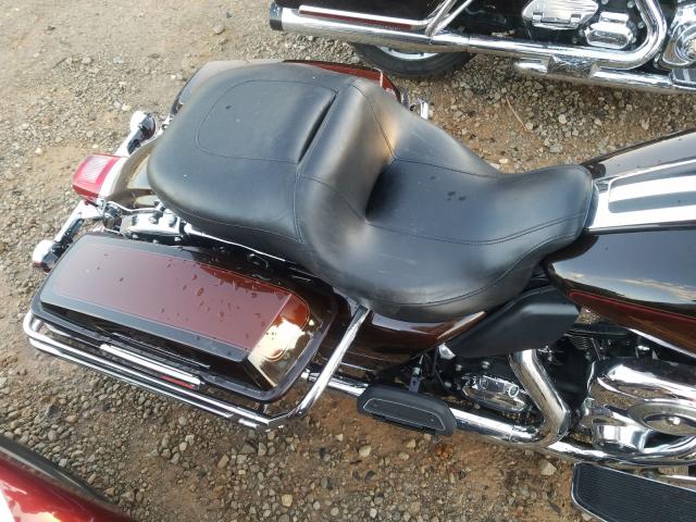 2011 HARLEY-DAVIDSON FLHTCU 1HD1FC41XBB601929