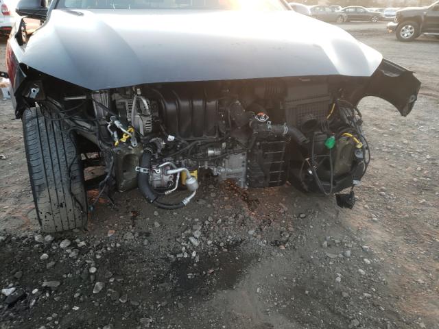 2018 HYUNDAI KONA SEL KM8K62AA7JU132012