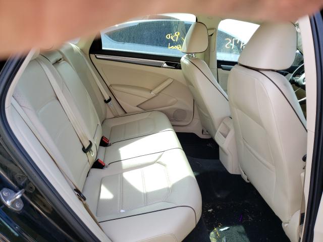 2016 VOLKSWAGEN PASSAT R-L 1VWDT7A38GC029830