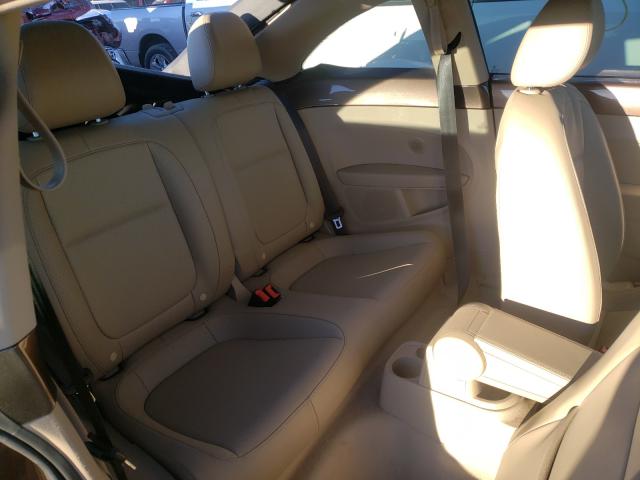 2016 VOLKSWAGEN BEETLE SE 3VWJ07AT8GM600694