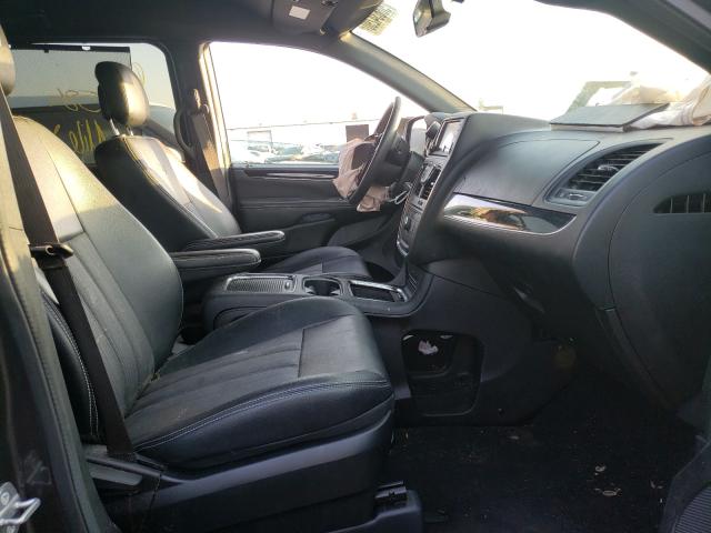 2015 CHRYSLER TOWN & COU - 2C4RC1HGXFR743382