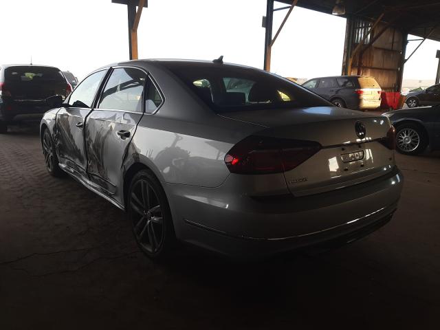 2017 VOLKSWAGEN PASSAT R-L 1VWDT7A37HC063467