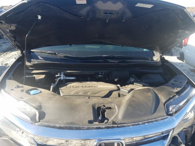 2018 HONDA PILOT TOUR 5FNYF5H64KB020442