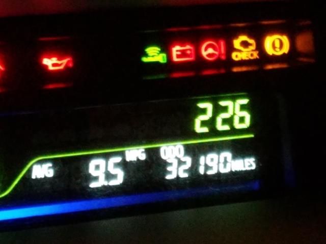 2017 TOYOTA PRIUS V JTDZN3EU1HJ073034