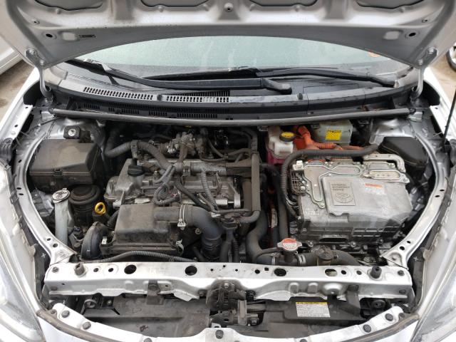 2016 TOYOTA PRIUS C JTDKDTB31G1117418
