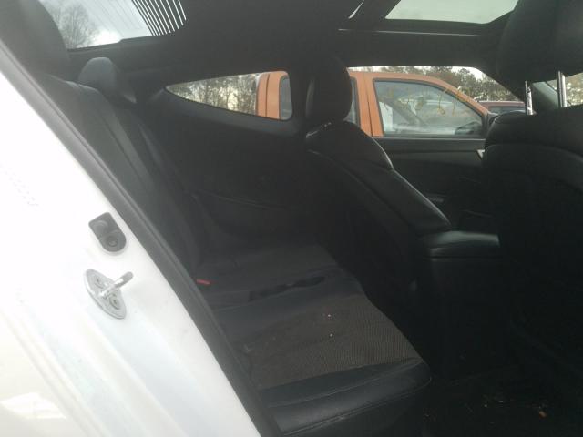 2016 HYUNDAI VELOSTER KMHTC6AD8GU257818