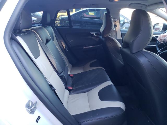 2018 VOLVO V60 CROSS YV440MWK7J2059079