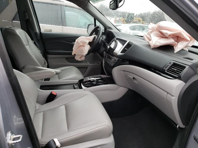 2018 HONDA PILOT TOUR 5FNYF6H90JB032425