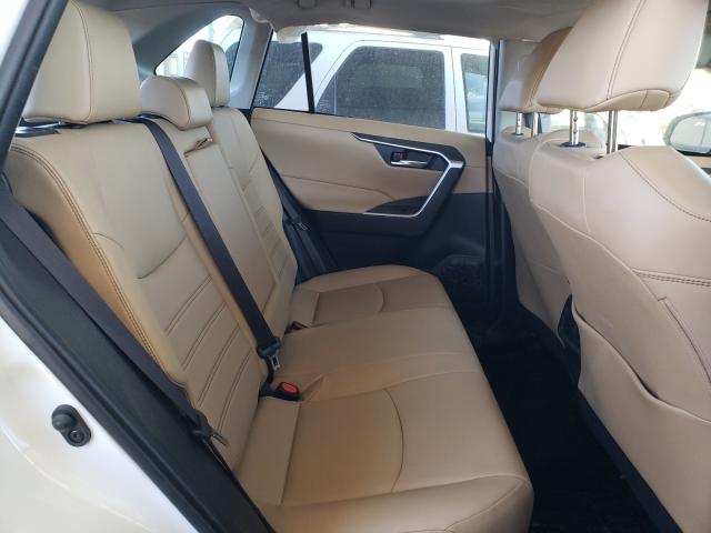 2019 TOYOTA RAV4 XLE P JTMC1RFV7KJ012869