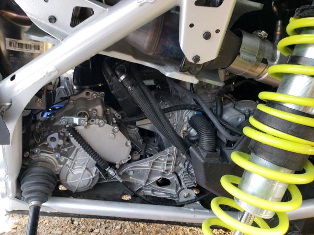 2020 CAN-AM MAVERICK X 3JBVXAV43LK002084