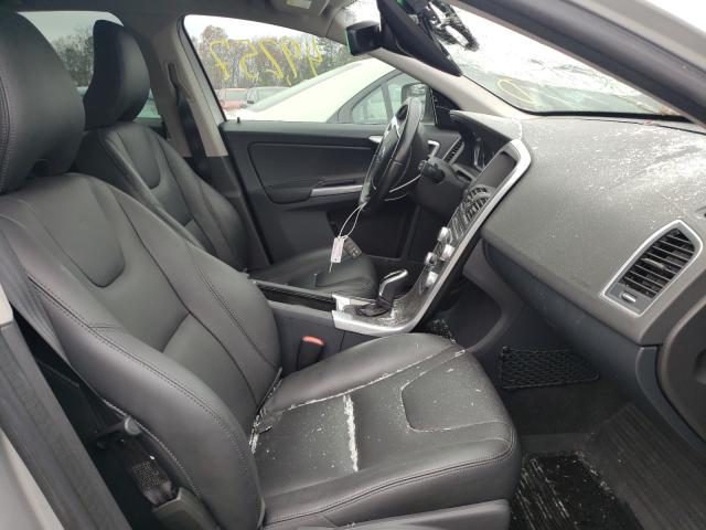 2016 VOLVO XC60 T6 PR YV4902RK2G2799010