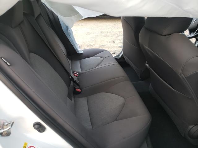 2018 TOYOTA CAMRY 4T1B11HK5JU093637