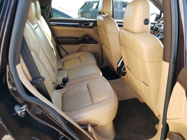 2017 PORSCHE CAYENNE WP1AA2A28HKA82460