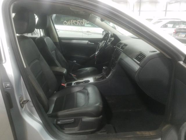 2013 VOLKSWAGEN PASSAT SE 1VWBH7A39DC103860