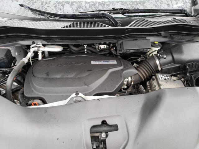 2018 HONDA PILOT TOUR 5FNYF6H90JB032425